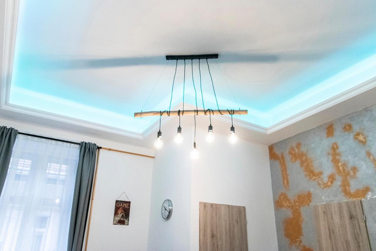 Astoria Tiny Apartment Budapešť Exteriér fotografie